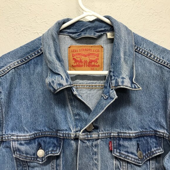 Levi's Trucker Jacket Size L Motocross Printed Sleeve Blue Denim - Picture 2 of 9